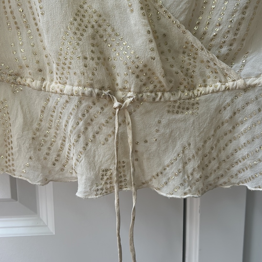 Flowy beige blouse - Picture 5 of 6